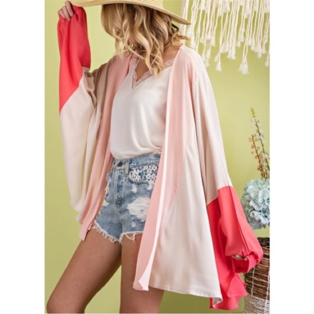 SOLD! DRESS UP Boutique! Linen Bell sleeves Color Block Oversized Boho Kimono - Picture 3 of 6